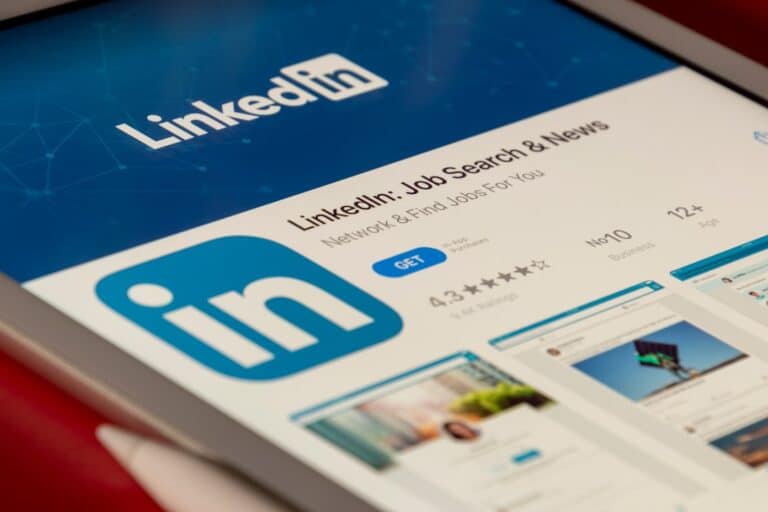 Mehr über den Artikel erfahren Die Vorteile, ein Corporate Influencer auf LinkedIn zu sein