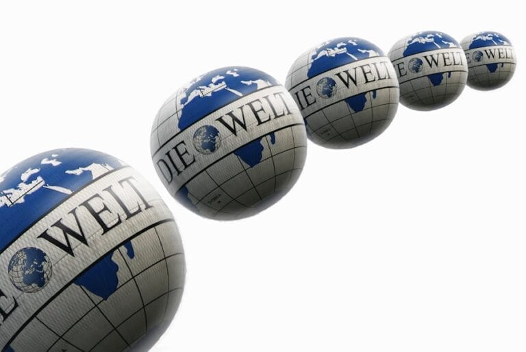 Mehr über den Artikel erfahren Global investieren: So baust du dir ein internationales Vermögen auf